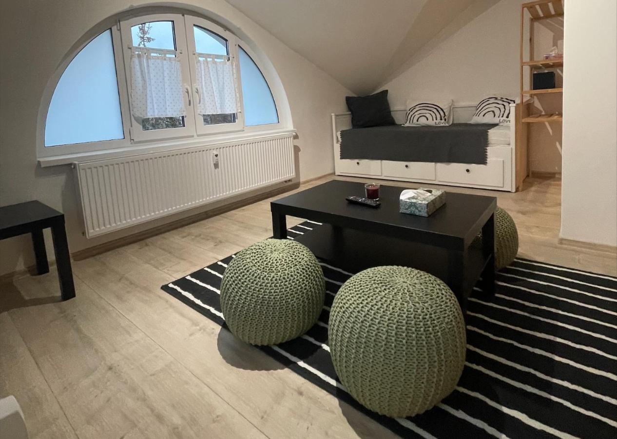 Pension Vlevo Dole - No 6 Rokytnice nad Jizerou Buitenkant foto